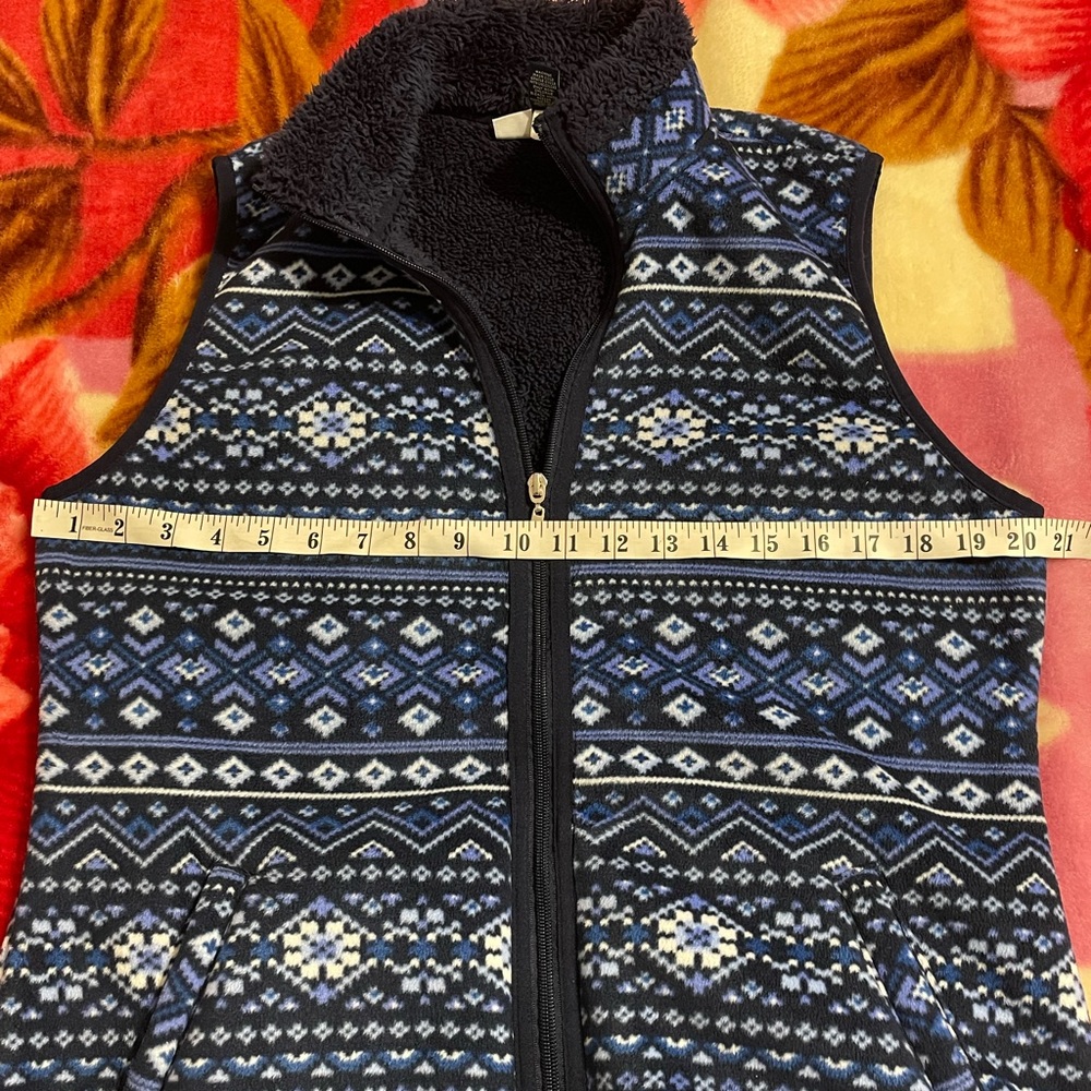Karen Scott Sport Zeroproof Fleece AZTEC  |  M - Picture 6 of 7